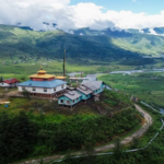 बारिश के मौसम में यात्रा पर निकलने से पहले जरूर अपनाएं ये जरूरी सावधानियां सही योजना बनाएगी सफर सुरक्षित और यादगार