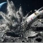 स्पेस में भटक रहा 4 टन का Falcon 9 चांद से टकराया, सामने आया क्रैश का वीडियो